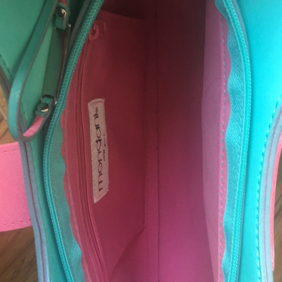 Mondani 👜 - Picture 6 of 8